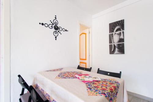 Bollywood Style Apartment 4th floor by stairs, Málaga (fotografie 9)
