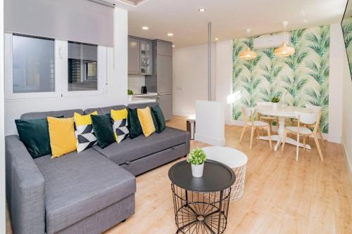Superb Apartment near Madrid Rio by Batuecas