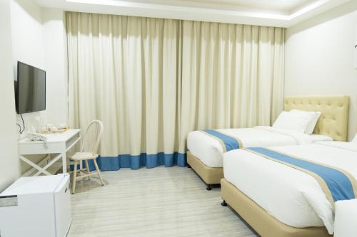 Hampton Suites, Davao City (Foto 10)