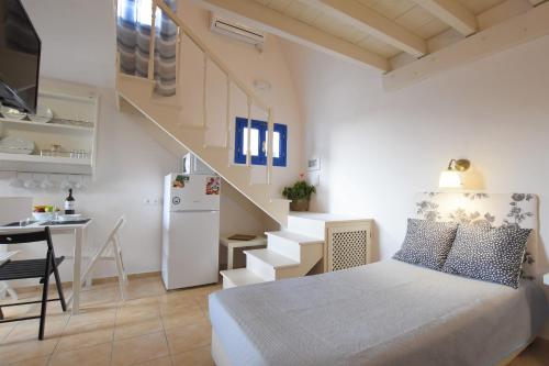 Rodakas Hotel - image 13