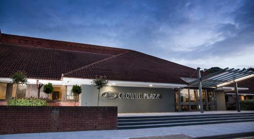 Crowne Plaza Basingstoke by IHG Hotel de charme The Hampshire Centrecourt