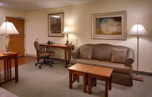 Staybridge Suites Omaha 80th and Dodge, an IHG Hotel