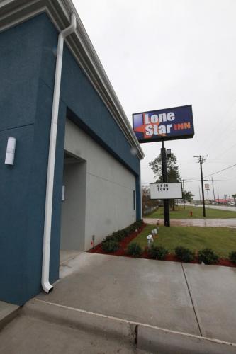 Lonestar Inn El Campo