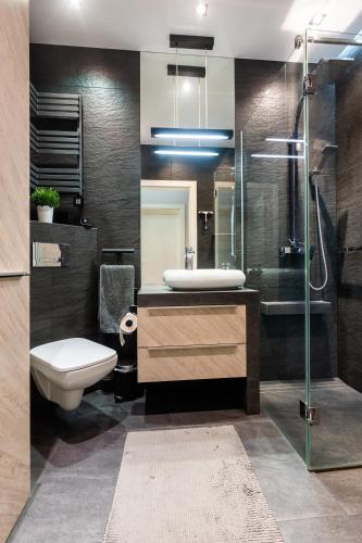 Elegant Business Accommodation with Parking - by Upstairs, Cracovie (photo 5)