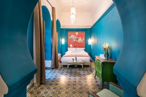 room detail thumbnail 0