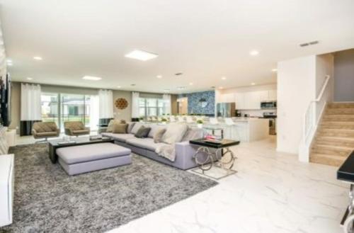 Best Resort Homes From 16 to 29 People Sleep Next Disney World - image 7