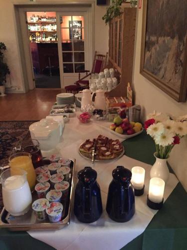 Hotel Medio Apartments - image 14