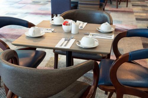 Novotel Newcastle Airport - image 6