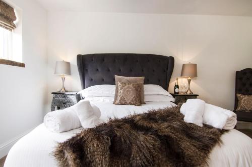 Romneys Apartments & Suites in เค็นเดล