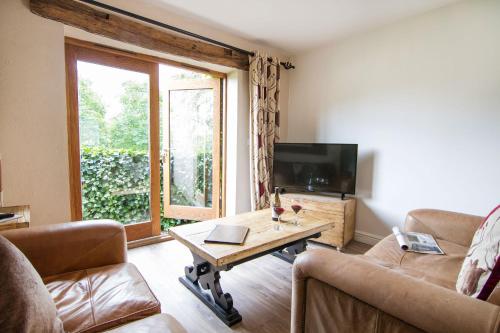 Romneys Apartments & Suites - image 10