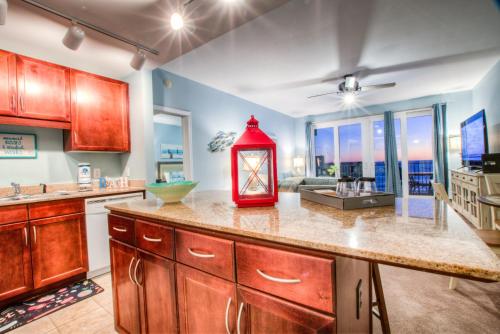 Laketown Wharf 1125 By ZIA VR - image 2