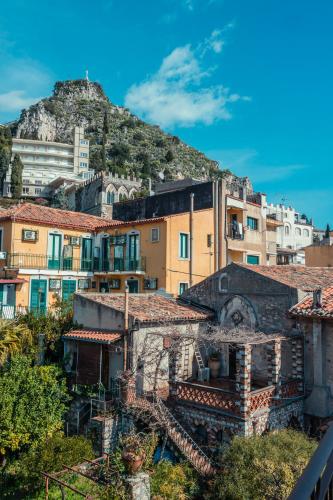 Ближайшие достопримечательности, Mosaico Taormina Guest House in Таормина