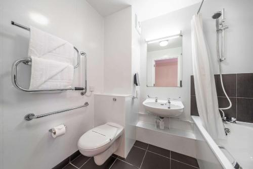 Comfort Inn Arundel - image 11