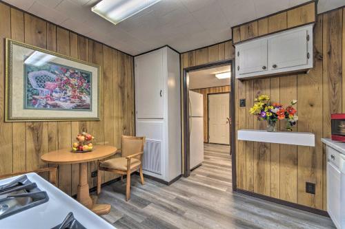 Hot Springs Home Less Than 1 Mi to Oaklawn Racing Casino! in Hot Springs, USA