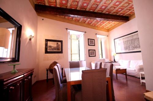 Family 2BR Apartment in Via Giulia, Rome (photo 9)