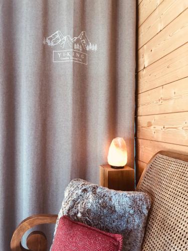 Chalet Victoria - Tap to explore photos