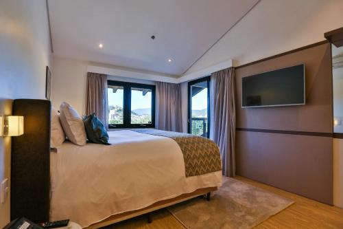 243396690 Quality Hotel Blumenau