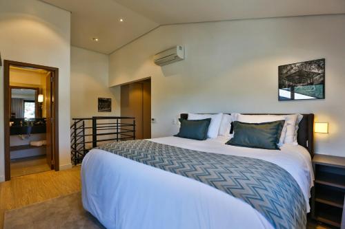 243396942 Quality Hotel Blumenau