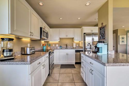 Bright Kihei Condo with Pool Access and Ocean Views! - image 6