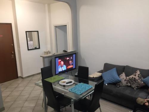 APPARTAMENTO SANTA RITA corso cosenza via tripoli 5’ da centro e /Molinette /Politecnico/ Paalpitour/Molinette /