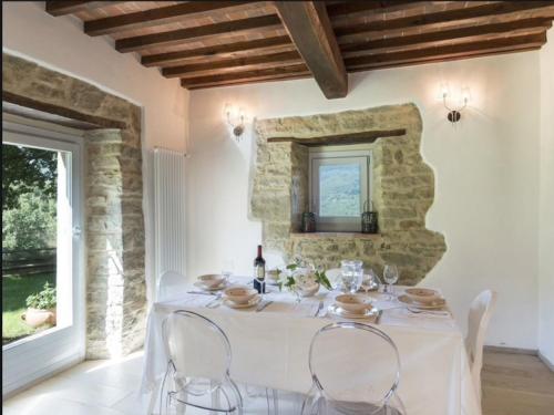 Villa Galearpe with private pool in Tuscany in Talla