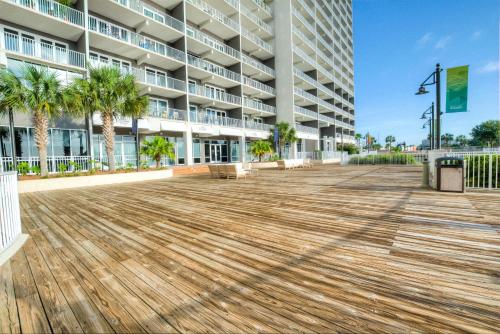 Laketown Wharf 905 By ZIA VR