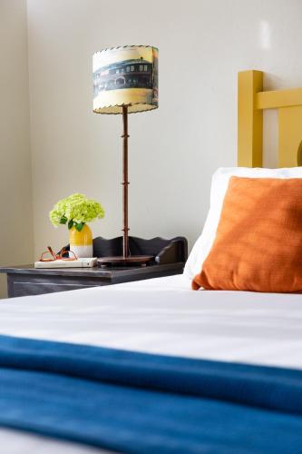 Sonoma Creek Inn - image 7