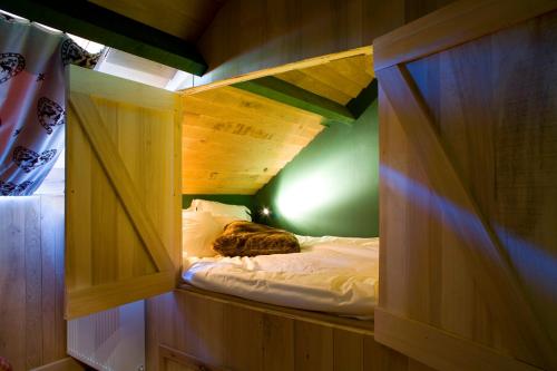 B&B Nokernote