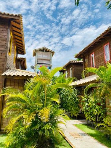 CHALES VILLAGE COR-PENINSULA DE MARAU-BAHIA