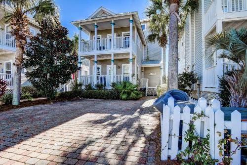 Happy House - image 6