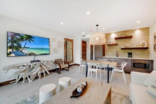 Suite, beach side