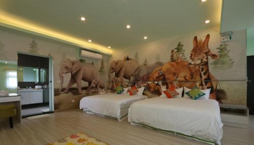 Wunan Zoo Family Homestay