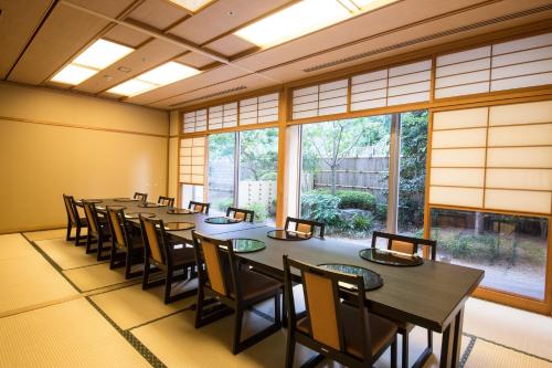 Restaurant, ANA Crowne Plaza Yonago By IHG in Yonago