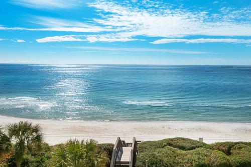 Tranquility on the Beach 410 - image 8