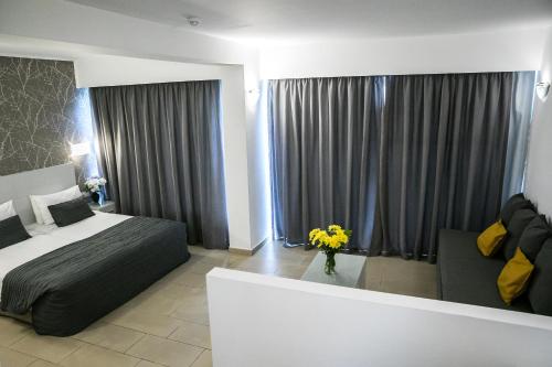 Theo Sunset Bay Hotel - image 10