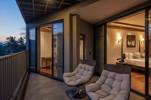 Balkons/terase, Niraamaya Retreats Samroha, Athirappilly in Athirapally