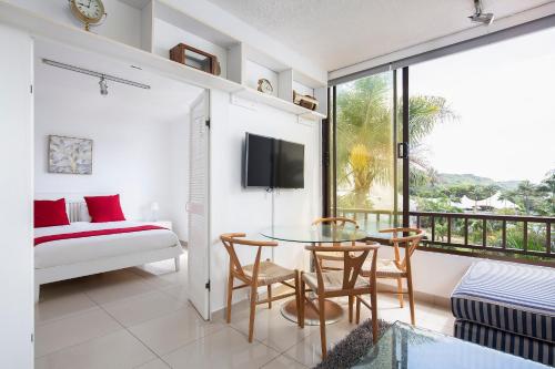 Breakers 421 by Top Destinations Rentals