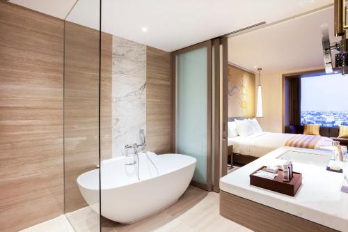 243492895 Crowne Plaza Vientiane by IHG