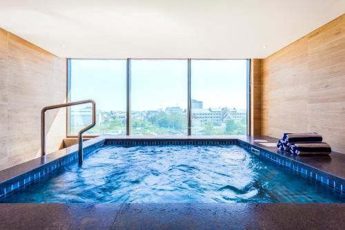 243493004 Crowne Plaza Vientiane by IHG