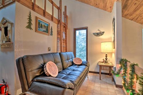 Alpine Lake Resort Chalet with Indoor Pool Access! - image 6