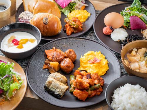 Super Hotel Shinbashi-Karasumoriguchi - image 5