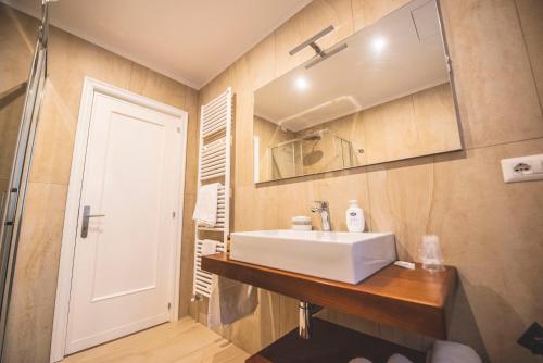 Triple Room with Bathroom