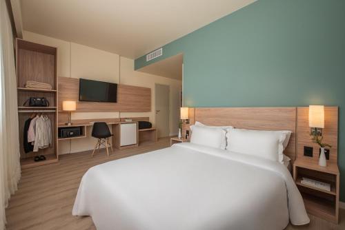 Intercity Curitiba Batel, Curitiba