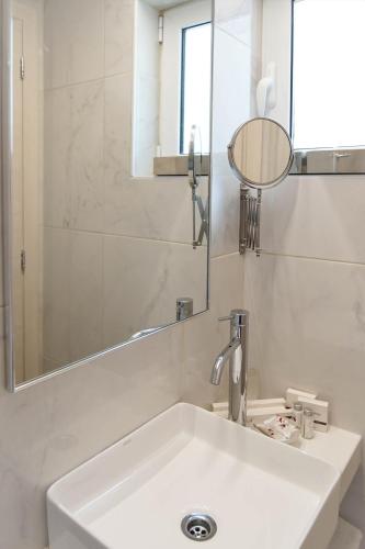 Athens Cypria Hotel