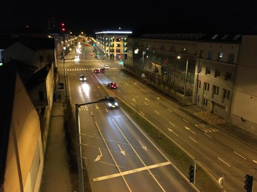 Queen Apartman - image 2