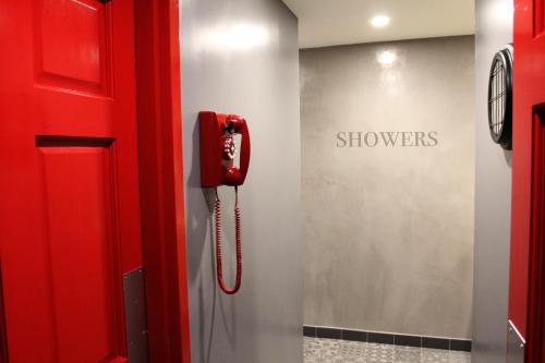 Hotel Gaythering - Gay Hotel - All Adults Welcome