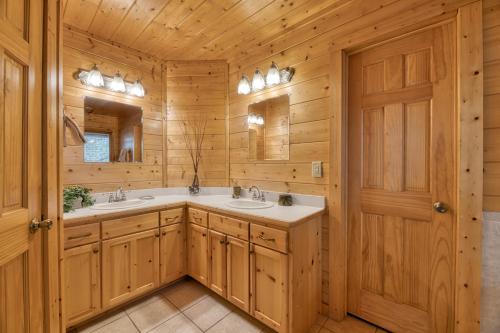 Country Living in Sevierville, USA