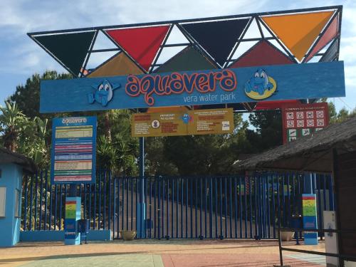 Apartamento VenAVera Playa VERA COLINA Apto. 3 Bajo Piscina Muy Tranquilo WIFI - image 10