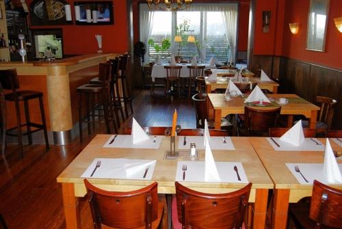 ผับ/เลาจน์, Paciello Restaurant Hotel in เฟลเบิร์ท