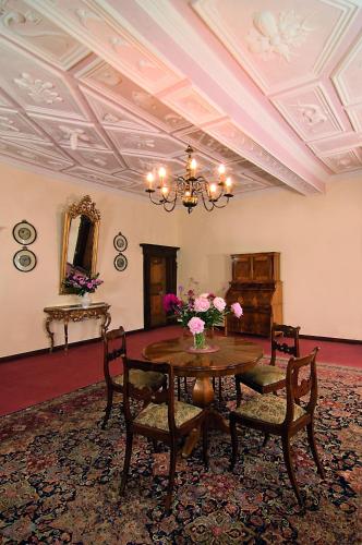 Hotel BurgGartenpalais - main image